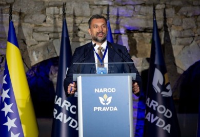 U NiP-u pljušte ostavke zbog kadrovske politike