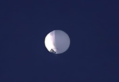 Pentagon upozorio: Balon iznad SAD-a špijunski, ali ne smije biti oboren (VIDEO)