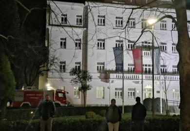 Iza dojave o bombi u Skupštini Podgorice stoji - dijete