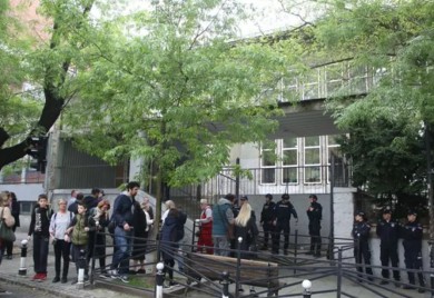 "Dobio je jedinicu, pa zapucao, zovemo ga štreber" Djeca u šoku poslije horora na Vračaru