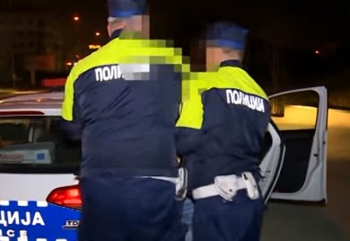 U stravičnoj nesreći kod Lukavca teško povrijeđen motociklista