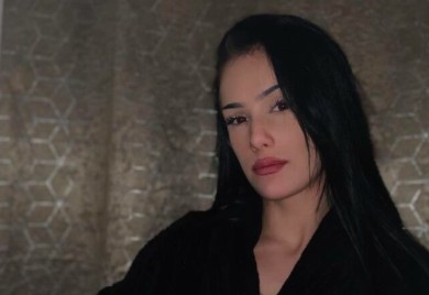 TUGA U ZENICI Rodbina i prijatelji opraštaju se od Lane Mujačić (17) koja je preminula nakon teške nesreće