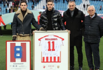 Zvezda i Vojvodina se oprostile od Mihajlovića (VIDEO)