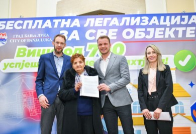 Gradonačelnik uručio rješenja o legalizaciji: Za pet mjeseci riješeno 700 zahtjeva
