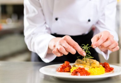 Kolika je plata kuvara u Hrvatskoj: Susjedima nedostaje 60.000 ugostiteljskih radnika