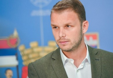 Stanivuković kritikovao odbornike, Ninković dobacivao