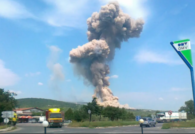 Poginulo najmanje troje ljudi od eksplozije u vojnoj fabrici