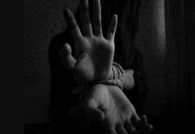 Pleme zarobilo grupu turista među kojima su djeca i trudnice