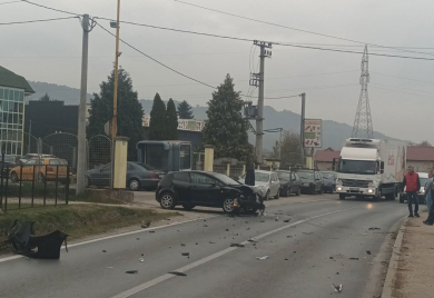 Sudar dva automobila, ima povrijeđenih