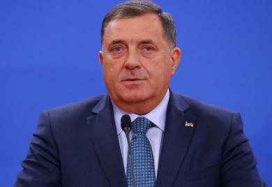 DODIK: Radovan Višković ostaje premijer