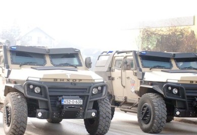 “Despoti” stigli u Istočno Sarajevo, Zelene beretke najavljuju barikade