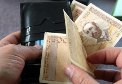 Optužen jer djetetu nije uplaćivao punu alimentaciju