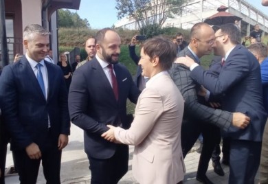Priređen doček dobrodošlice Ani Brnabić na Kosovu i Metohiji