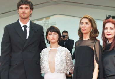 Prisila Prisli plakala na premijeri filma Sofije Kopole u Veneciji