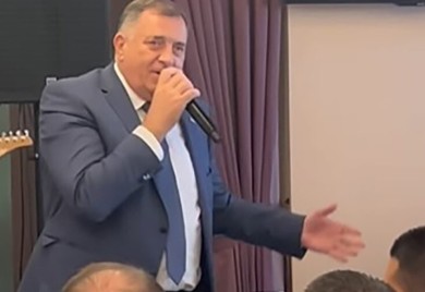 "I ja sam pjevao od Topole, pa do Ravne gore" Dodik ne prihvata KAŽNJAVANJE ZBOG PJESAMA