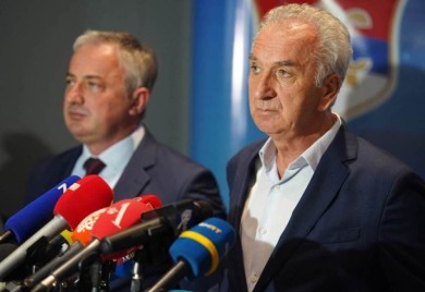 Šarović i Borenović predali su zahtjev za ponovo brojanje glasova