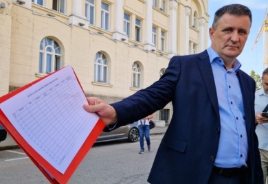 Đajić: Zajedno sa građanima pokrećemo peticiju za opoziv Stanivukovića