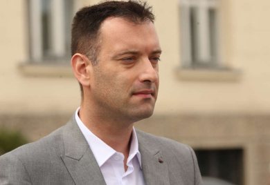 "Da se zna gdje ide svaka marka" Ako prođe OVA INICIJATIVA Milka Grmuše, moći ćemo plaćati doktora i školovanje IZ SVOJIH DOPRINOSA