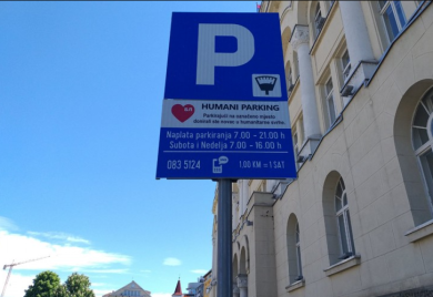 Prihod od humanitarnog parkiranja otišao u prave ruke, više porodica dobilo pomoć