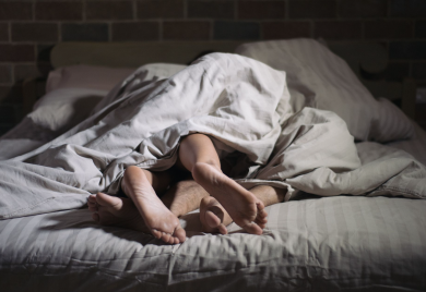 Koliko seksualnih partnera bi trebali imati do stupanja u brak