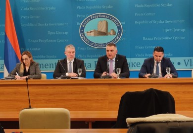 Minić: temeljan dokument o 100 dana rada Vlade