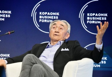 „Moj učitelj je nosio kravatu, a danas rade za 65.000 dinara“: Mišković prekinuo medijsku tišinu