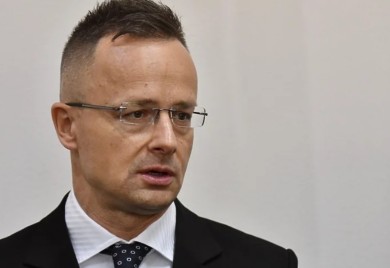 Mađari neće tako lako pustiti Švedsku u NATO, Sijarto poručio: Ponižavali su naš narod