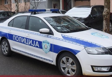 Detalji ubistva: Rus po vratu isjekao ženu (50) i dijete (9), pa se objesio