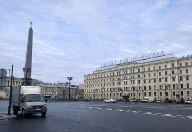 Beglov: Sankt Peterburg pod masovnim napadom dronova
