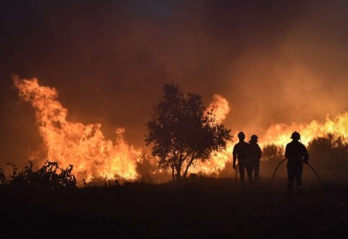 Vatra odnijela najmanje dva života, a devetoro povrijeđeno
