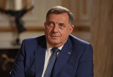 Dodik: Pripremamo uredbu o hapšenju i deportaciji Šmita iz Srpske