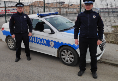 Automobil udario pješaka