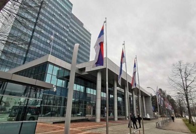 “Niko ne prihvata nezakonita nametanja OHR-a”