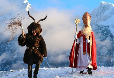 Kako je Sv. Nikola čuvao djecu dok ih je Krampus strašio?