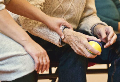Stručnjaci pozivaju na oprez: Novi lijek za Alzheimerovu bolest stiže na tržište