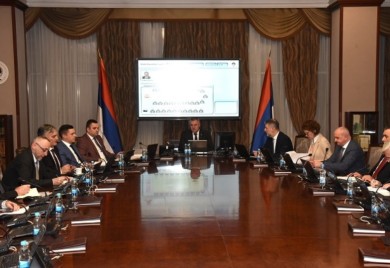 Poziv iz Vlade Srpske: Svi članovi organa za provođenje izbora da podnesu ostavke