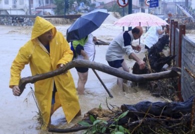 Vapaj turiste iz BiH zarobljenog u Grčkoj: Ponestaje pitke vode
