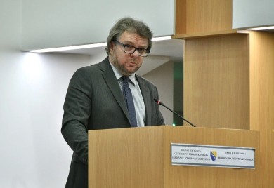 BAKALAR: CIK još ne zna kako sprovesti Šmitove odluke, problem je delegiranje u Dom naroda