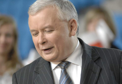 Predsjednik stranke Pravo i pravda okrivio žene koje piju za nizak natalitet