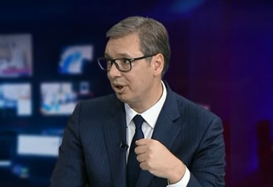 VUČIĆ: Neka živi Republika Srpska