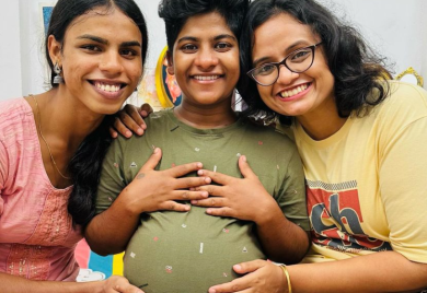 Transrodni par iz Indije uzdrmao društvene mreže: Fotografije trudnog transrodnog muškarca postale viralne