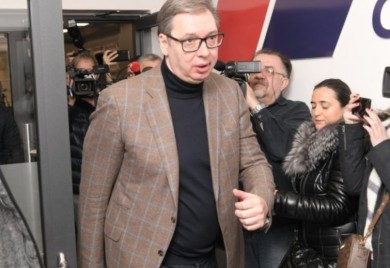 Vučić formira Narodni pokret za državu jer mu prvi put pada rejting