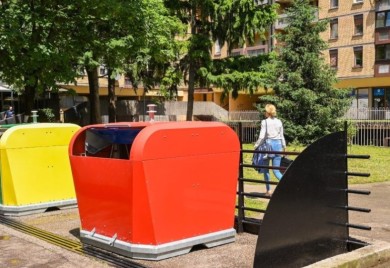 Postavljeni podzemni i novi nadzemni kontejneri na više lokacija