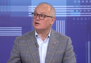 Vesić traži pare od organizatora protesta: Ima da nadoknadite štetu
