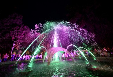 U parku “Mladen Stojanović” puštena u rad replika čuvene fontane