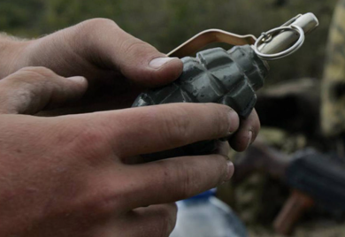 CETINJE: Prvo mu bacili bombu na trafiku, zatim na kuću