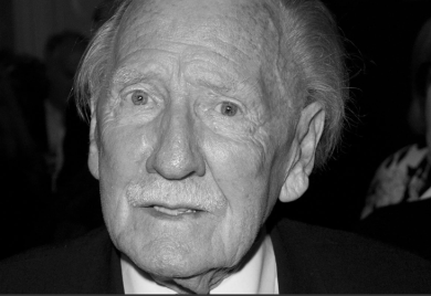 Preminuo glumac Lesli Filips