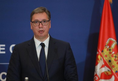 VUČIĆ: Dok se ne formira ZSO u Brisel mogu jedino turistički
