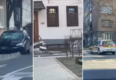 Automobilom se zabio u kapiju džamije