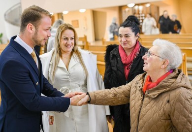 Stanivuković na uskršnjoj misi: Banjaluka grad u kojem ima mjesta za sve